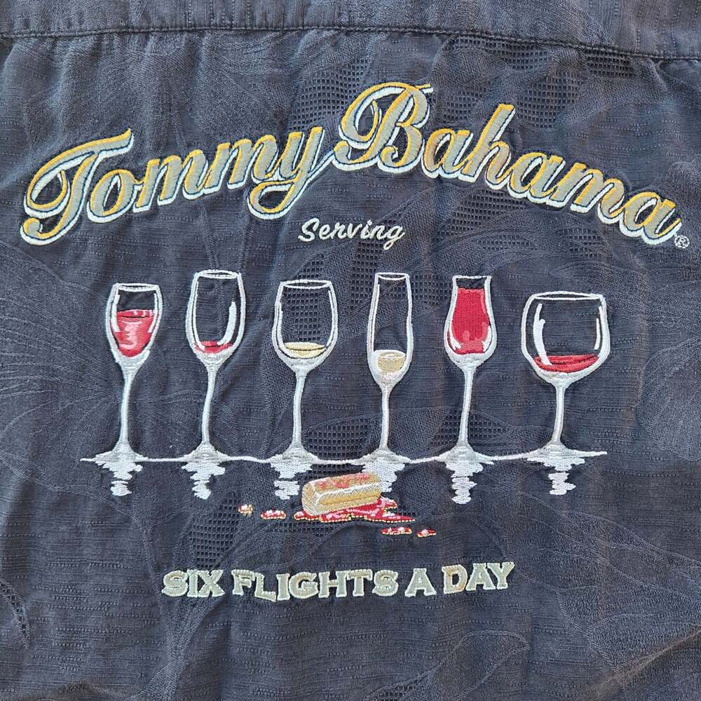 Tommy Bahama Six Flights A Day Wine Silk Jacquard Camp Shirt Men's Medium